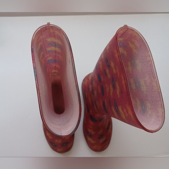 4/$40 Girl's Floral Rain Boots - Size 3 - Picture 4 of 9